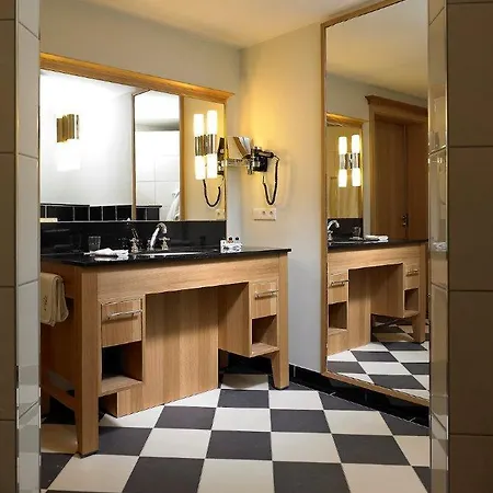 Gut Kump Gastronomie Und Hotel 2*