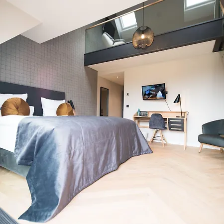 Szálloda Gut Kump Gastronomie Und 2*